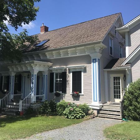 Cresthaven By The Sea Bed & Breakfast South Maitland Екстериор снимка