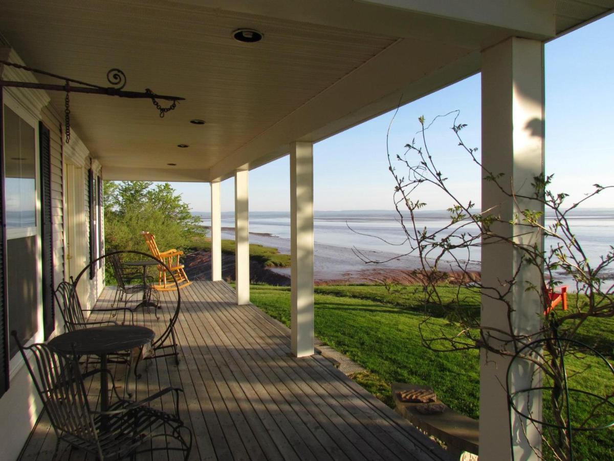 Cresthaven By The Sea Bed & Breakfast South Maitland Екстериор снимка